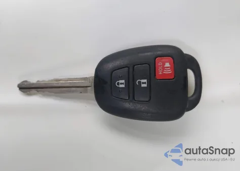 2013 Toyota Rav4 Le z USA, uszkodzony, nr VIN JTMBFREV7DD012659